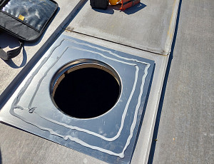 Zateplení stropu rodinného domu pomocí foukané izolace